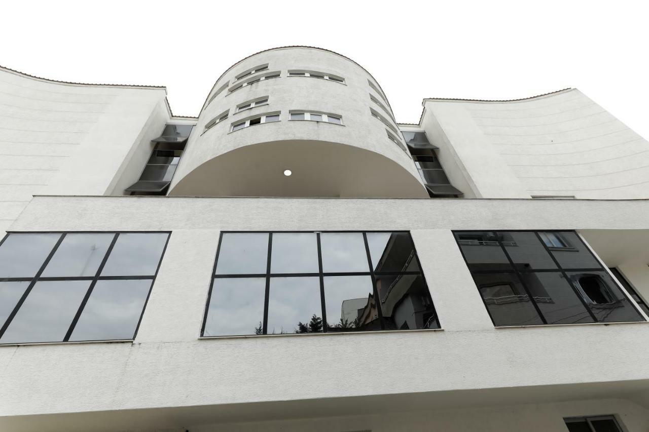 Hotel Gjuta Tirana Exterior photo